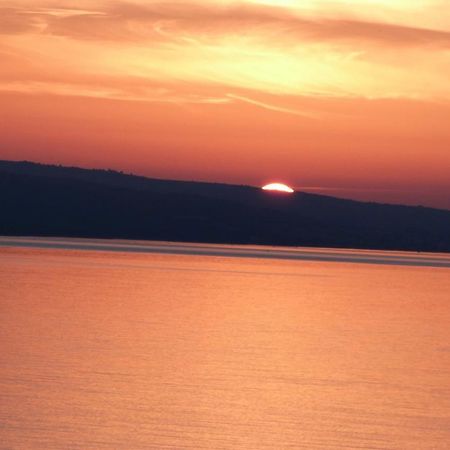 Apartments Nedo Dalmatia Оміш Екстер'єр фото