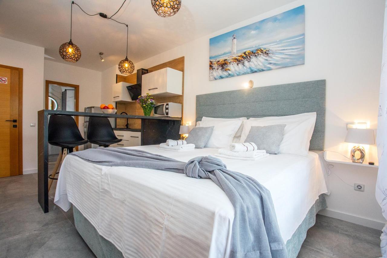 Apartments Nedo Dalmatia Оміш Екстер'єр фото